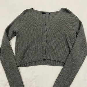 Brandy Melville “Collin Cardigan” (dark gray-size small)